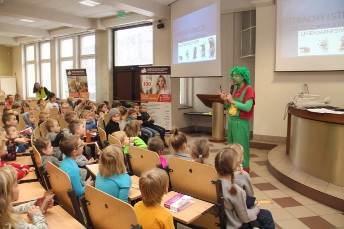 Zdjęcie nr 15 z galerii Inauguracja Galaktyki Talentów, nowego projektu Uniwersytetów Dziecięcych WSB