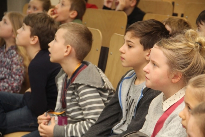Zdjęcie nr 17 z galerii Inauguracja Galaktyki Talentów, nowego projektu Uniwersytetów Dziecięcych WSB