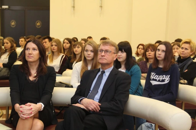 Zdjęcie nr 7 z galerii Marszałek Kazimierz Karolczak gościem WSB