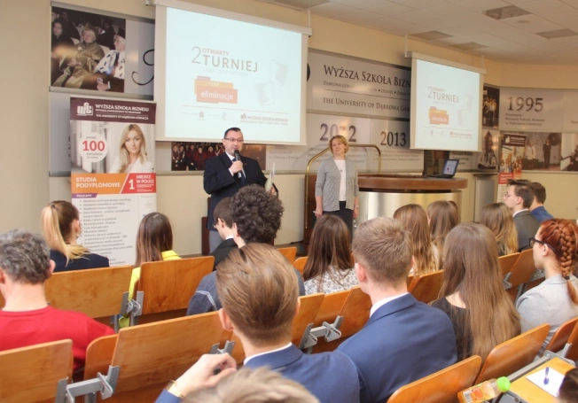 Zdjęcie nr 2 z galerii II Otwarty Turniej Debat Oksfordzkich - eliminacje