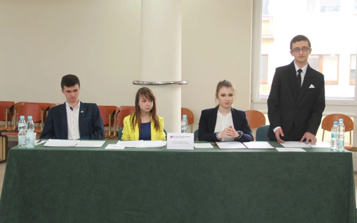 Zdjęcie nr 28 z galerii II Otwarty Turniej Debat Oksfordzkich - eliminacje