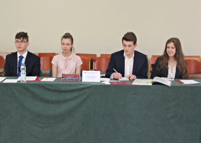 Zdjęcie nr 29 z galerii II Otwarty Turniej Debat Oksfordzkich - eliminacje