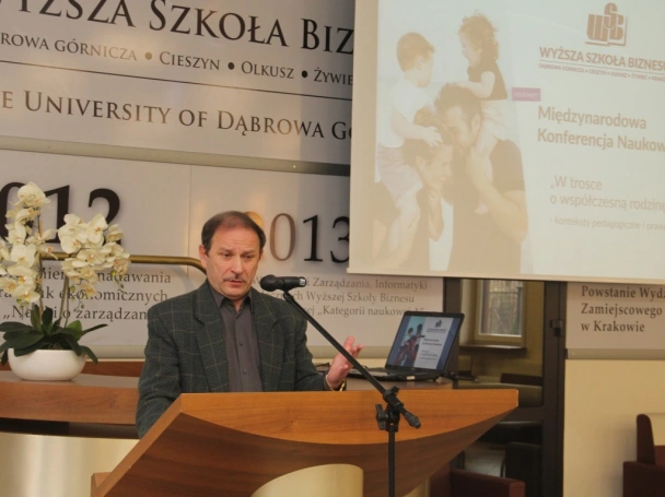 Zdjęcie nr 30 z galerii W trosce o współczesną rodzinę...- konteksty pedagogiczne i prawne - pierwszy dzień Konferencji