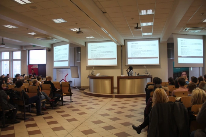 Zdjęcie nr 11 z galerii Rekordowe Targi Pracy i Praktyk Studenckich w Wyższej Szkole Biznesu w Dąbrowie Górniczej