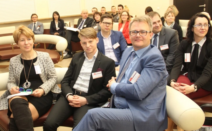 Zdjęcie nr 14 z galerii Konferencja "Sukcesy i wyzwania w naukach o zarządzaniu. Od tradycji do współczesności. Współczesne kontynuacje dorobku Karola Adamieckiego"