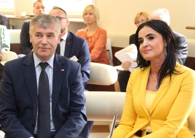 Zdjęcie nr 20 z galerii Konferencja "Sukcesy i wyzwania w naukach o zarządzaniu. Od tradycji do współczesności. Współczesne kontynuacje dorobku Karola Adamieckiego"