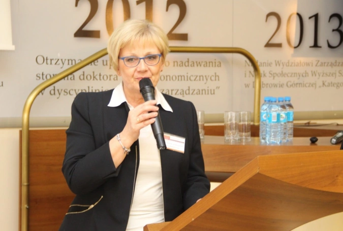 Zdjęcie nr 23 z galerii Konferencja "Sukcesy i wyzwania w naukach o zarządzaniu. Od tradycji do współczesności. Współczesne kontynuacje dorobku Karola Adamieckiego"