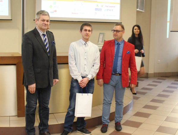 Zdjęcie nr 50 z galerii VII Ogólnopolski Konkurs Wiedzy Logistycznej - WYNIKI