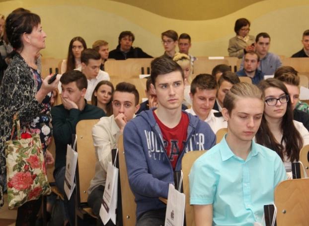 Zdjęcie nr 29 z galerii VII Ogólnopolski Konkurs Wiedzy Logistycznej - WYNIKI