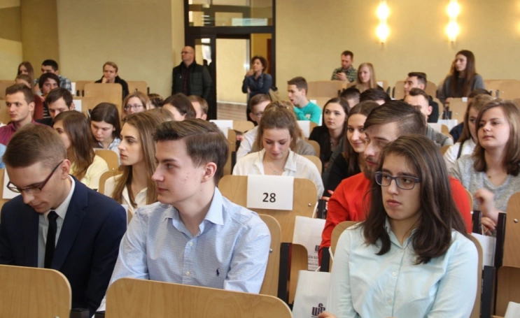 Zdjęcie nr 51 z galerii VII Ogólnopolski Konkurs Wiedzy Logistycznej - WYNIKI
