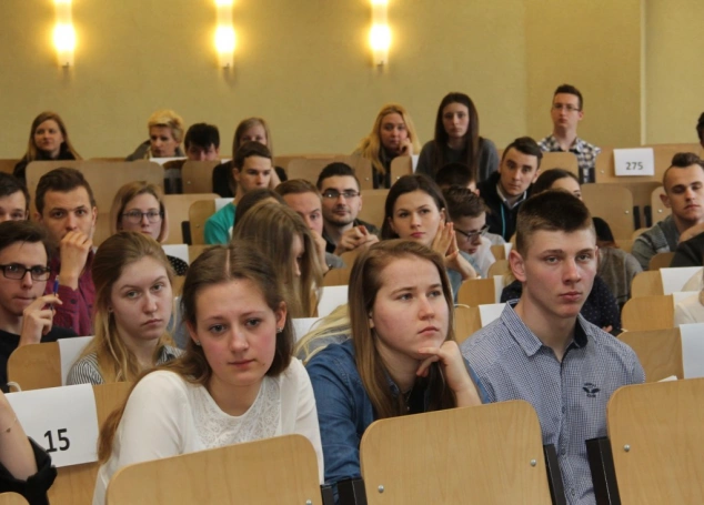 Zdjęcie nr 1 z galerii VII Ogólnopolski Konkurs Wiedzy Logistycznej - WYNIKI