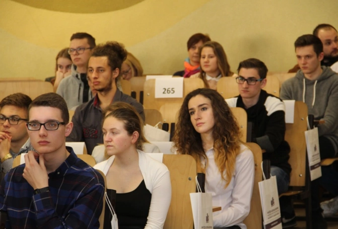 Zdjęcie nr 30 z galerii VII Ogólnopolski Konkurs Wiedzy Logistycznej - WYNIKI