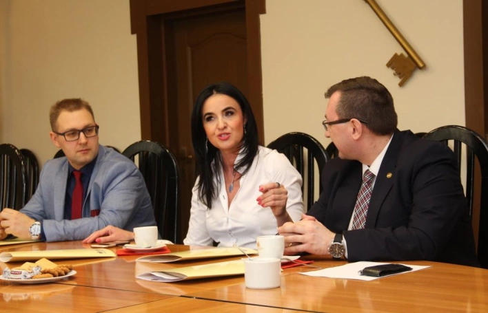 Zdjęcie nr 3 z galerii Zespół Szkół nr 1 w Olkuszu partnerem WSB