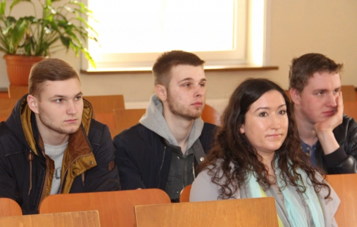 Zdjęcie nr 15 z galerii W Wyższej Szkole Biznesu w Dąbrowie Górniczej... czujemy bluesa! Drugi dzień XIII Festiwalu Nauki za nami!