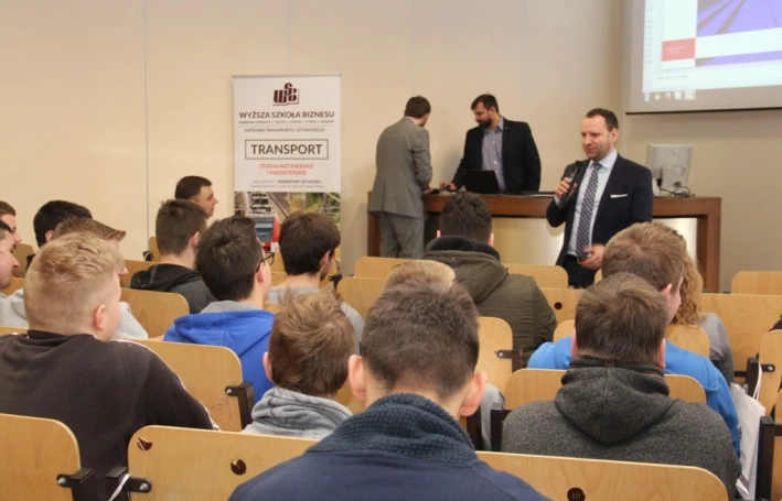 Zdjęcie nr 4 z galerii Tydzień Umiejętności Zawodowych w Wyższej Szkole Biznesu w Dąbrowie Górniczej