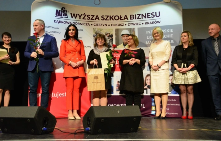 Zdjęcie nr 26 z galerii Gala wręczenia dyplomów absolwentom studiów podyplomowych - Pałac Kultury Zagłębia