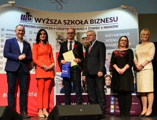 Zdjęcie nr 32 z galerii Gala wręczenia dyplomów absolwentom studiów podyplomowych - Pałac Kultury Zagłębia