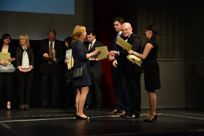 Zdjęcie nr 49 z galerii Gala wręczenia dyplomów absolwentom studiów podyplomowych - Pałac Kultury Zagłębia