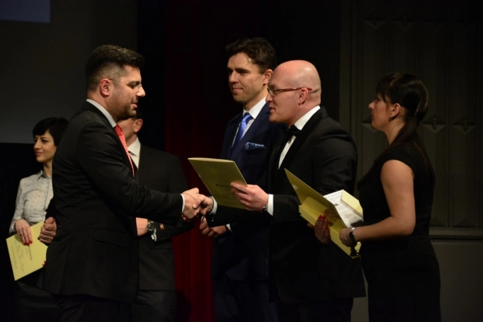 Zdjęcie nr 51 z galerii Gala wręczenia dyplomów absolwentom studiów podyplomowych - Pałac Kultury Zagłębia