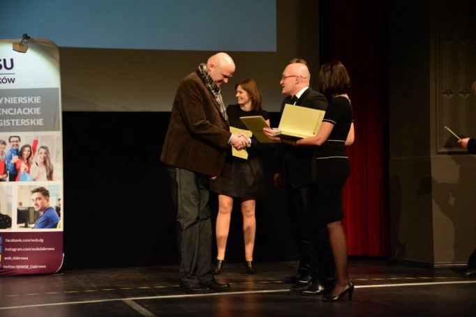 Zdjęcie nr 64 z galerii Gala wręczenia dyplomów absolwentom studiów podyplomowych - Pałac Kultury Zagłębia