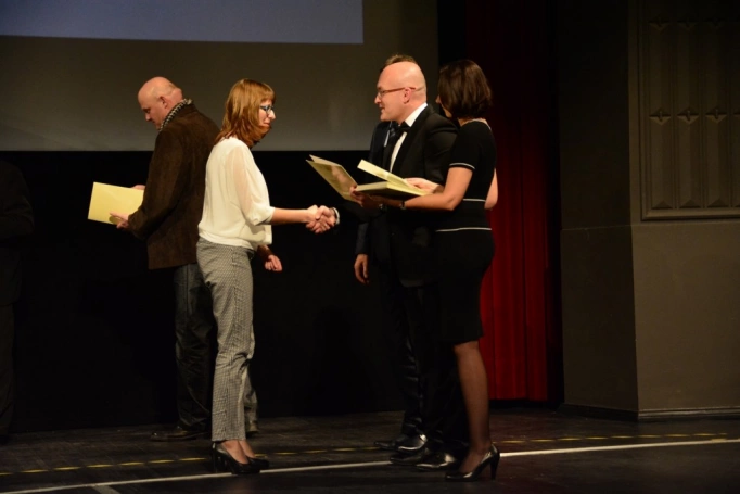 Zdjęcie nr 65 z galerii Gala wręczenia dyplomów absolwentom studiów podyplomowych - Pałac Kultury Zagłębia