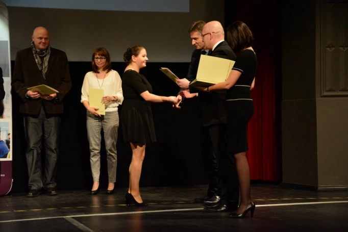 Zdjęcie nr 66 z galerii Gala wręczenia dyplomów absolwentom studiów podyplomowych - Pałac Kultury Zagłębia