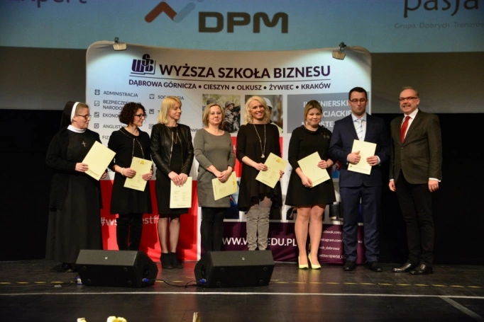 Zdjęcie nr 82 z galerii Gala wręczenia dyplomów absolwentom studiów podyplomowych - Pałac Kultury Zagłębia