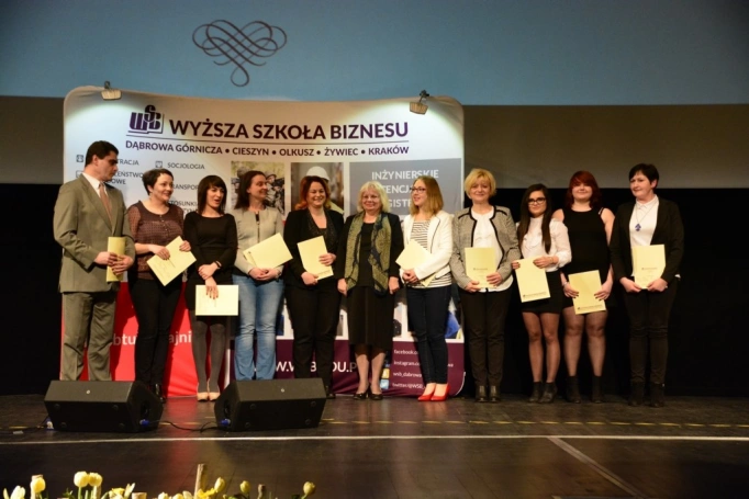 Zdjęcie nr 88 z galerii Gala wręczenia dyplomów absolwentom studiów podyplomowych - Pałac Kultury Zagłębia