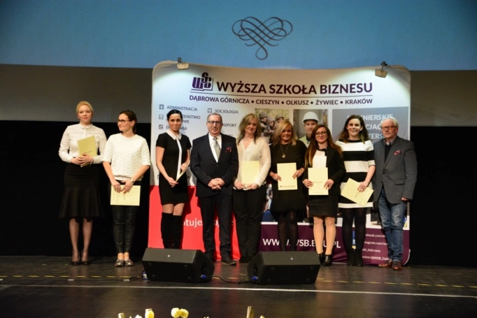 Zdjęcie nr 95 z galerii Gala wręczenia dyplomów absolwentom studiów podyplomowych - Pałac Kultury Zagłębia