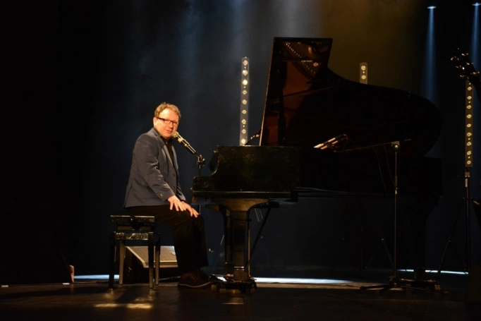 Zdjęcie nr 97 z galerii Gala wręczenia dyplomów absolwentom studiów podyplomowych - Pałac Kultury Zagłębia