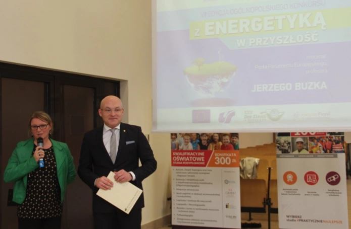 Zdjęcie nr 8 z galerii VIII Konkurs "Z Energetyką w Przyszłość" - WYNIKI