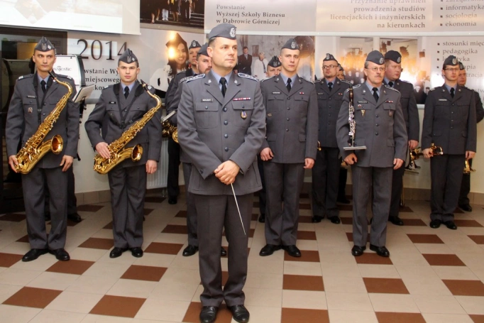 Zdjęcie nr 3 z galerii VI Ogólnopolski Turniej Klas o Profilu Mundurowym - wielki finał