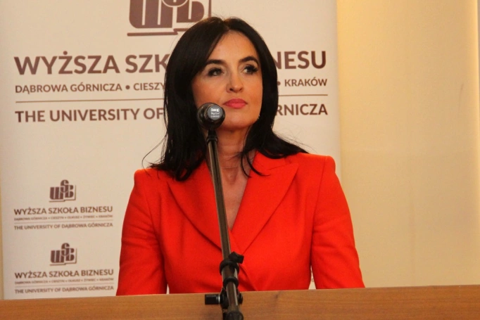 Zdjęcie nr 8 z galerii VI Ogólnopolski Turniej Klas o Profilu Mundurowym - wielki finał