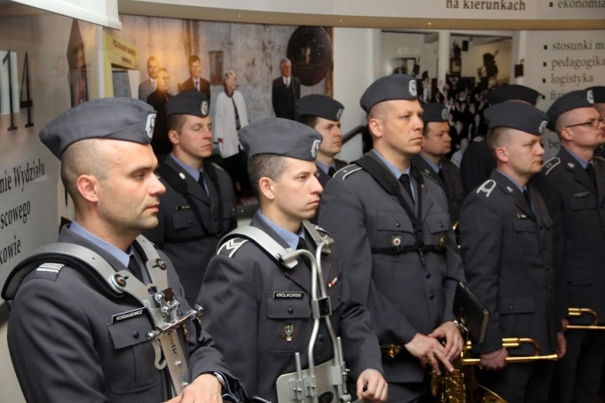 Zdjęcie nr 22 z galerii VI Ogólnopolski Turniej Klas o Profilu Mundurowym - wielki finał