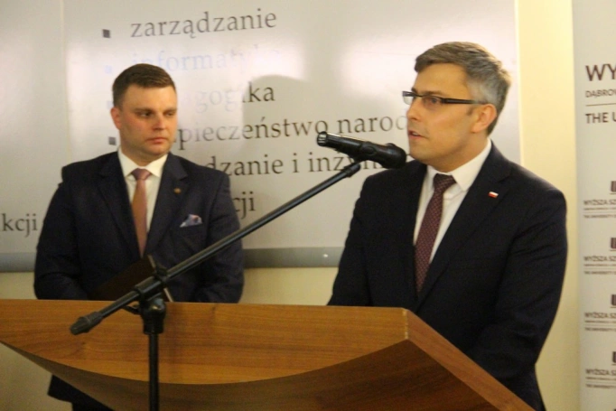 Zdjęcie nr 35 z galerii VI Ogólnopolski Turniej Klas o Profilu Mundurowym - wielki finał
