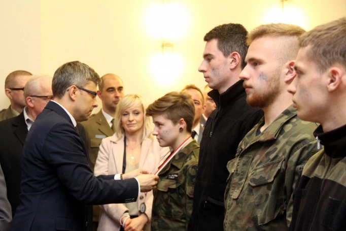Zdjęcie nr 47 z galerii VI Ogólnopolski Turniej Klas o Profilu Mundurowym - wielki finał