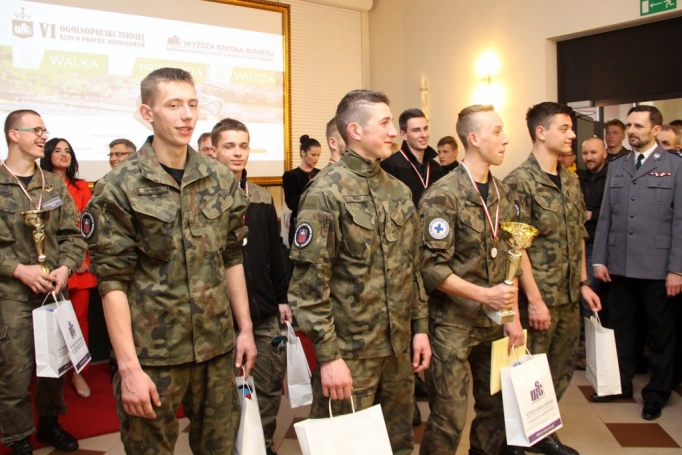 Zdjęcie nr 53 z galerii VI Ogólnopolski Turniej Klas o Profilu Mundurowym - wielki finał