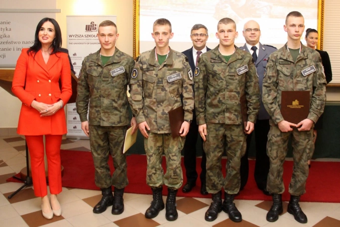 Zdjęcie nr 55 z galerii VI Ogólnopolski Turniej Klas o Profilu Mundurowym - wielki finał