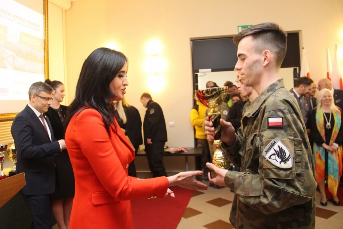 Zdjęcie nr 64 z galerii VI Ogólnopolski Turniej Klas o Profilu Mundurowym - wielki finał