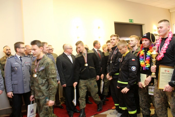 Zdjęcie nr 89 z galerii VI Ogólnopolski Turniej Klas o Profilu Mundurowym - wielki finał