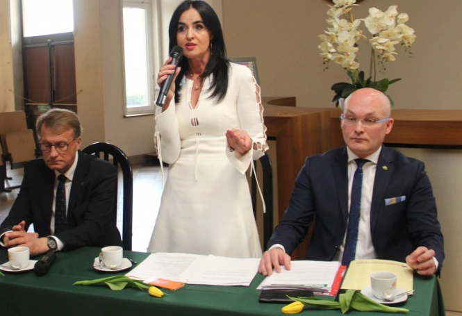 Zdjęcie nr 4 z galerii Spotkanie Wielkanocne w Wyższej Szkole Biznesu w Dąbrowie Górniczej