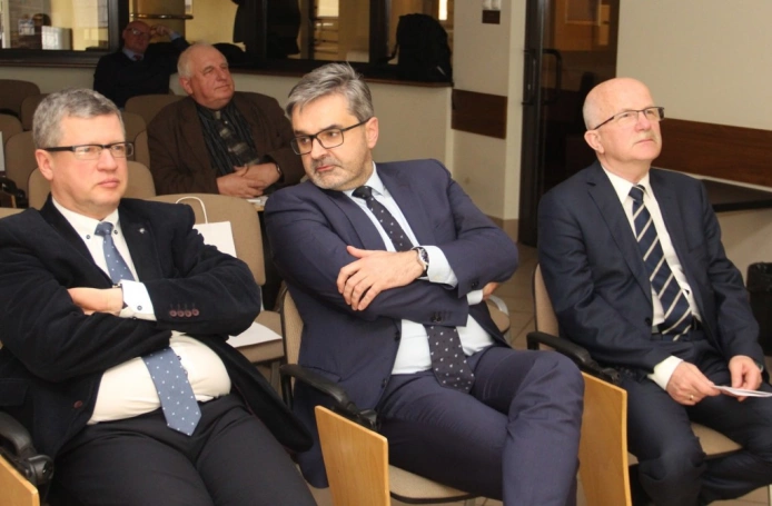 Zdjęcie nr 9 z galerii Zintegrowany System Transportowy. Kolejowa infrastruktura okołolotniskowa - seminarium