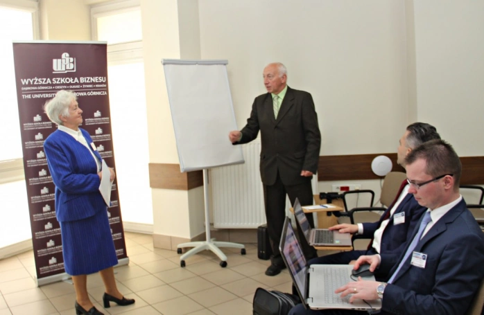 Zdjęcie nr 20 z galerii IV Ogólnopolska Konferencja Naukowa „Aspekty logistyczne w biznesie” oraz V Studencka Konferencja Logistyczna StuKoL
