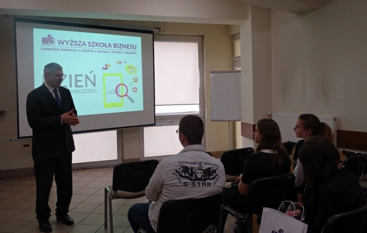 Zdjęcie nr 18 z galerii Dzień Przedsiębiorczości w WSB - 26 kwietnia 2017