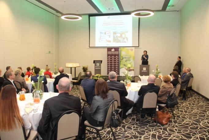 Zdjęcie nr 18 z galerii Uroczysta inauguracja Dąbrowskiego Forum Ekologicznego