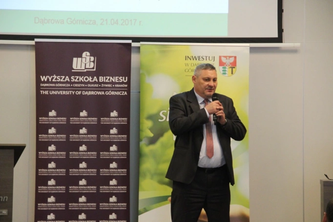 Zdjęcie nr 39 z galerii Uroczysta inauguracja Dąbrowskiego Forum Ekologicznego