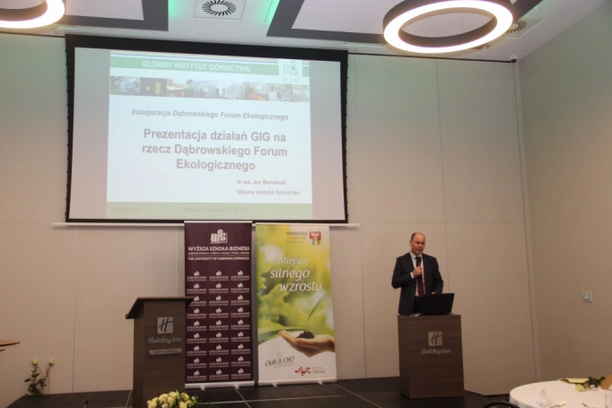 Zdjęcie nr 40 z galerii Uroczysta inauguracja Dąbrowskiego Forum Ekologicznego