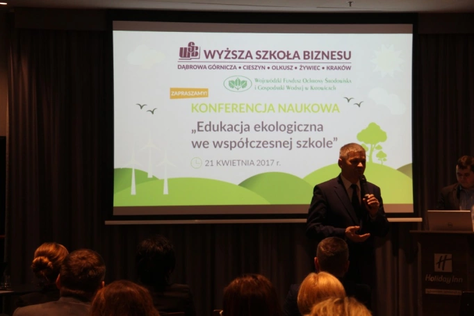Zdjęcie nr 1 z galerii Konferencja naukowa Edukacja ekologiczna we współczesnej szkole - podsumowanie projektu ekologicznego