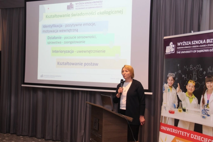 Zdjęcie nr 16 z galerii Konferencja naukowa Edukacja ekologiczna we współczesnej szkole - podsumowanie projektu ekologicznego