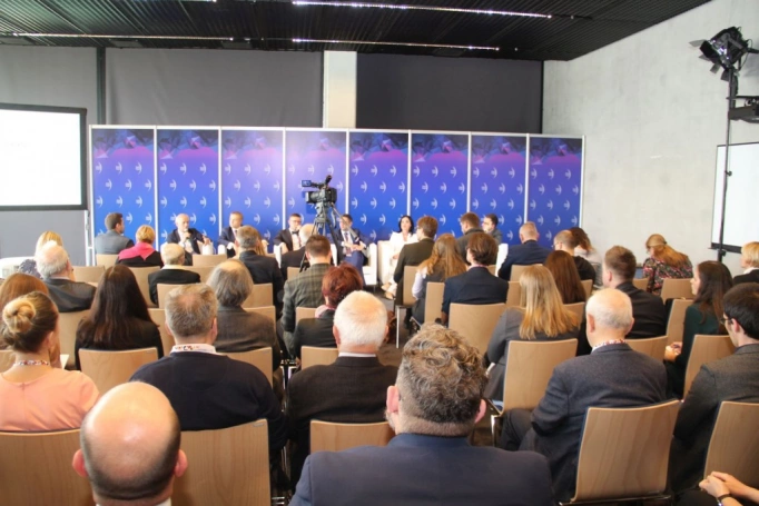 Zdjęcie nr 3 z galerii JM Rektor na Europejskim Kongresie Gospodarczym